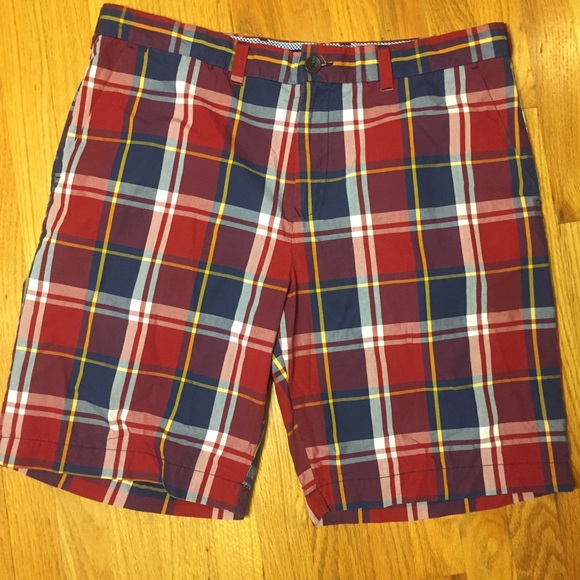 Tommy Hilfiger Other - [Tommy Hilfiger] Plaid Shorts. Size 38.